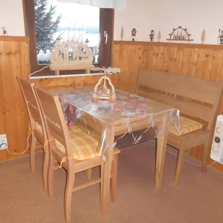 아파트 By The Forest *